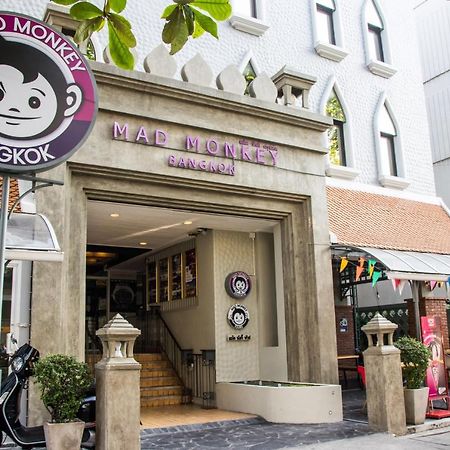 Mad Monkey Hostel Бангкок Экстерьер фото